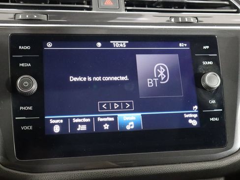 Used 2024 Volkswagen Tiguan SE R-Line FWD image 34