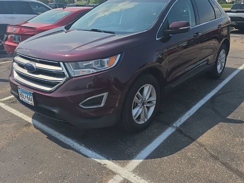 Used 2018 Ford Edge SEL w/ Equipment Group 201A AWD/4WD image 2