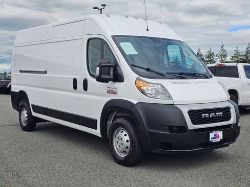 Used 2021 RAM ProMaster 2500 FWD image 1