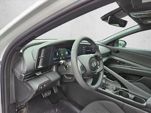 New 2026 Hyundai Elantra SEL Sport Premium FWD image 3