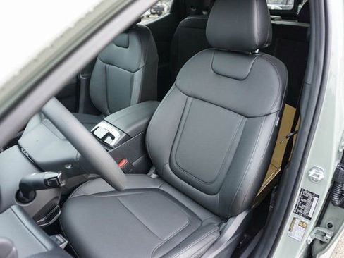 New 2026 Hyundai Santa Cruz SEL FWD image 13
