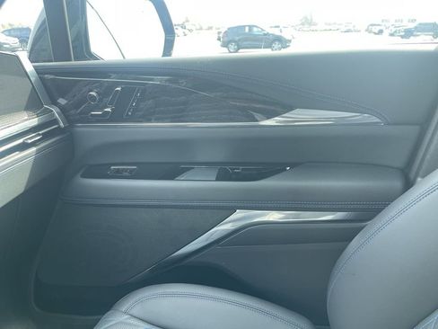 Used 2025 Cadillac Escalade IQ Sport 1 w/ Smart Trailering package image 22