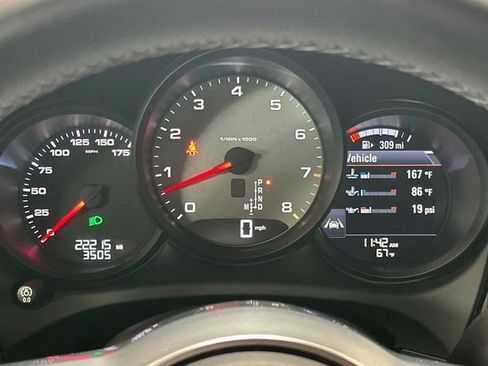 Used 2020 Porsche Macan S image 30