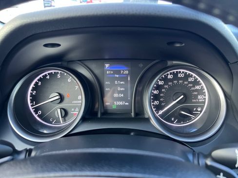 Used 2024 Toyota Camry SE FWD image 13