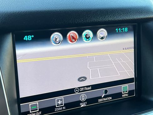 Used 2017 Chevrolet Suburban LT image 25