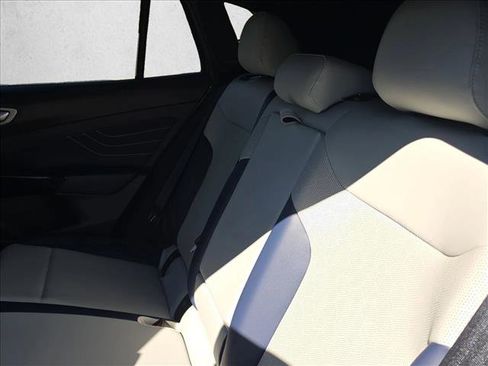 New 2025 Volkswagen ID.4 Pro S image 16