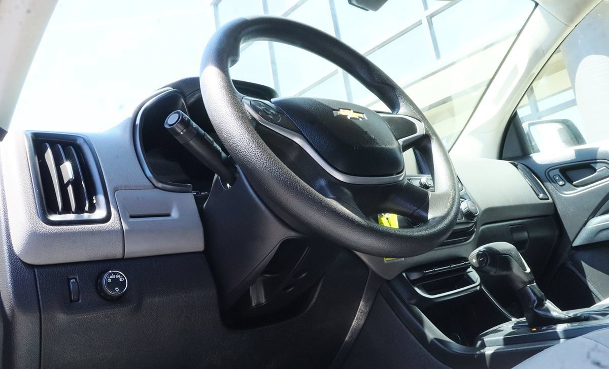 Used 2018 Chevrolet Colorado W/T w/ WT Convenience Package RWD image 40