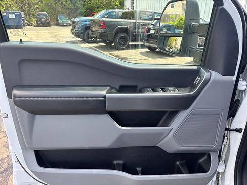 Used 2025 Ford F250 XLT AWD/4WD image 13