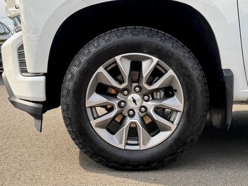 Used 2022 Chevrolet Silverado 1500 RST w/ Z71 Off-Road Package image 31