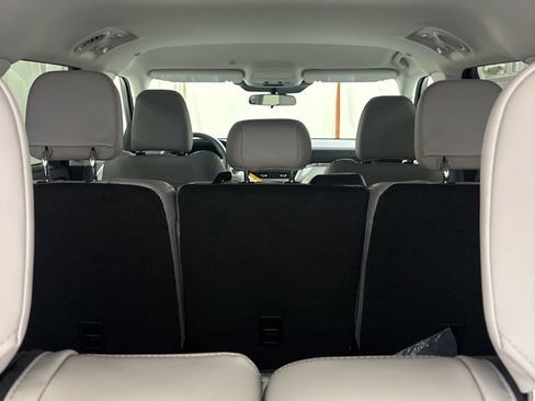 New 2026 Ford Explorer Active w/ Active Comfort Package image 27