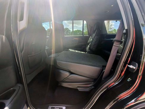 Used 2018 Cadillac Escalade Luxury image 31