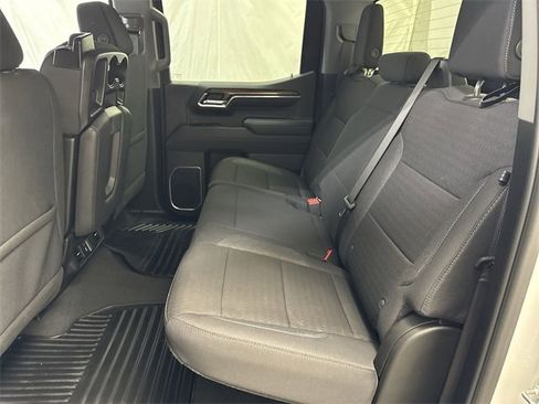 Used 2024 Chevrolet Silverado 1500 LT image 12