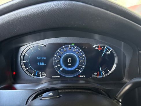 Used 2020 Cadillac Escalade ESV Luxury RWD image 12
