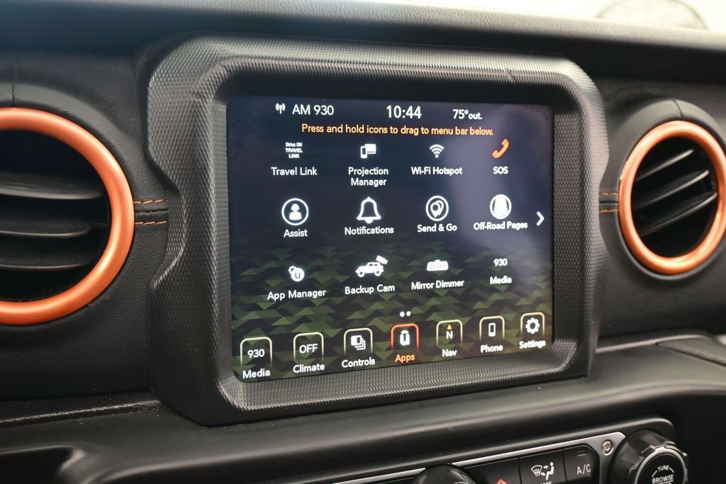 Used 2021 Jeep Wrangler Unlimited Sahara AWD/4WD image 19