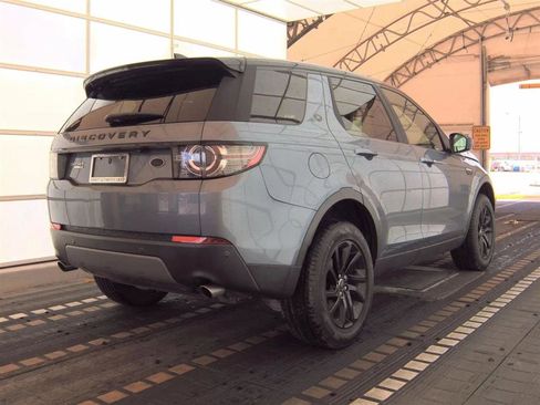 Used 2018 Land Rover Discovery Sport HSE AWD/4WD image 5