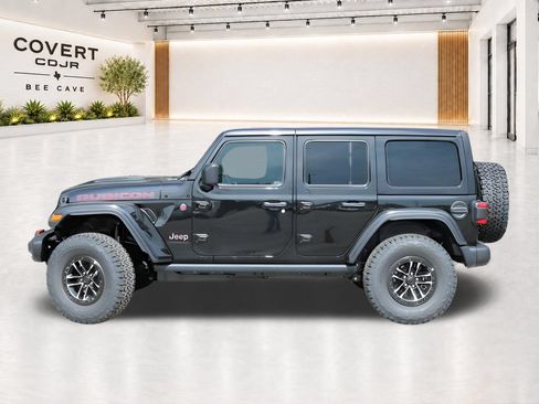 Used 2026 Jeep Wrangler Unlimited Rubicon AWD/4WD image 7