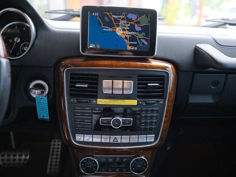 Used 2014 Mercedes-Benz G 550 image 21
