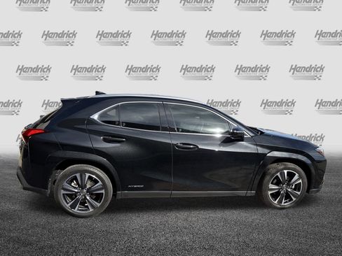 Used 2022 Lexus UX 250h w/ Premium Package image 11
