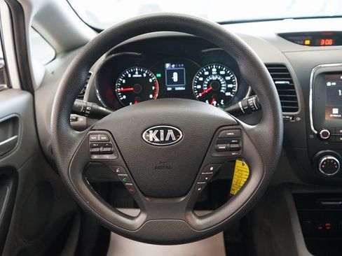 Used 2018 Kia Forte LX w/ LX Popular Package image 27