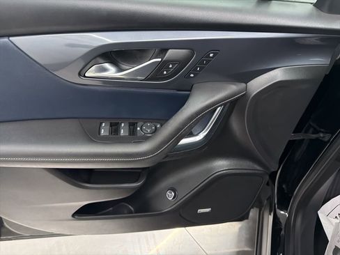 Used 2023 Chevrolet Blazer RS w/ Enhanced Convenience Package image 18