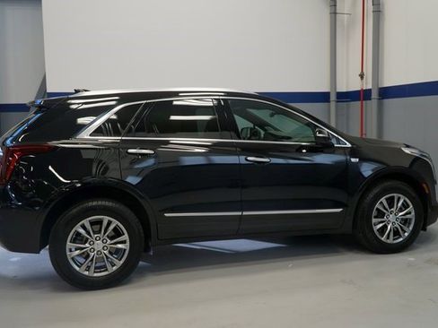 Certified 2022 Cadillac XT5 Premium Luxury image 5