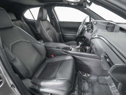 Certified 2020 Lexus UX 200 Premium SUV image 19