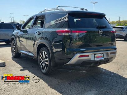 Used 2024 Nissan Pathfinder Platinum