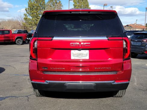 New 2026 GMC Yukon Elevation AWD/4WD image 10