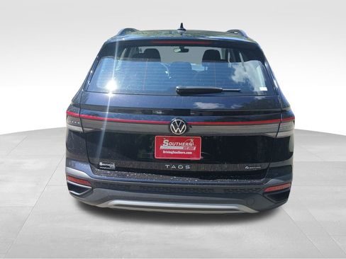 New 2025 Volkswagen Taos S image 4