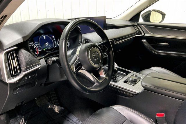 Used 2025 MAZDA CX-90 3.3 Turbo w/ Preferred Package AWD/4WD image 14
