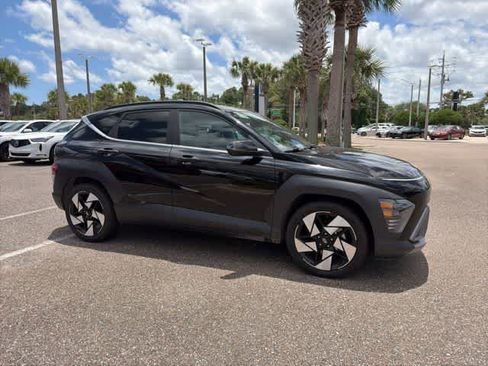 Used 2024 Hyundai Kona Limited FWD image 10