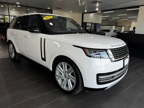 Used 2023 Land Rover Range Rover SE AWD/4WD image 7