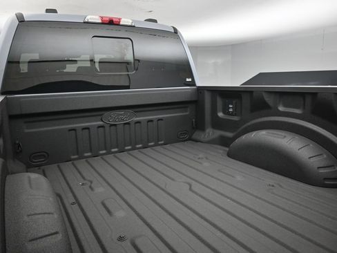 New 2026 Ford F250 Lariat w/ Black Appearance Package AWD/4WD image 24