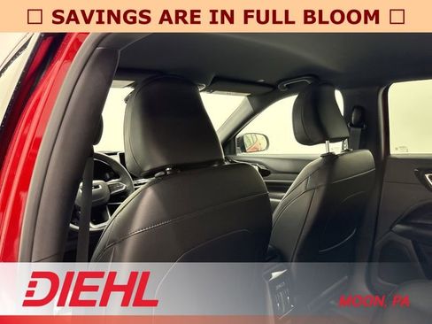 New 2026 Jeep Compass Latitude image 17