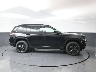 New 2027 Jeep Grand Cherokee Limited w/ Limited Altitude Package