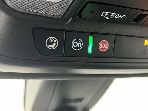 Certified 2023 Chevrolet Traverse LT w/ LT Premium Package image 29