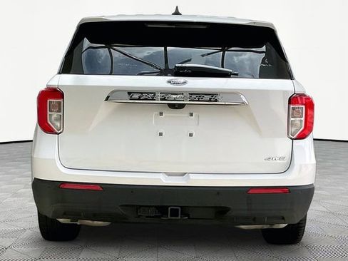 Used 2022 Ford Explorer 4WD w/ Class IV Trailer Tow Package image 6