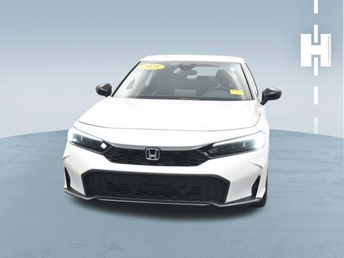 Used 2025 Honda Civic Sport image 2