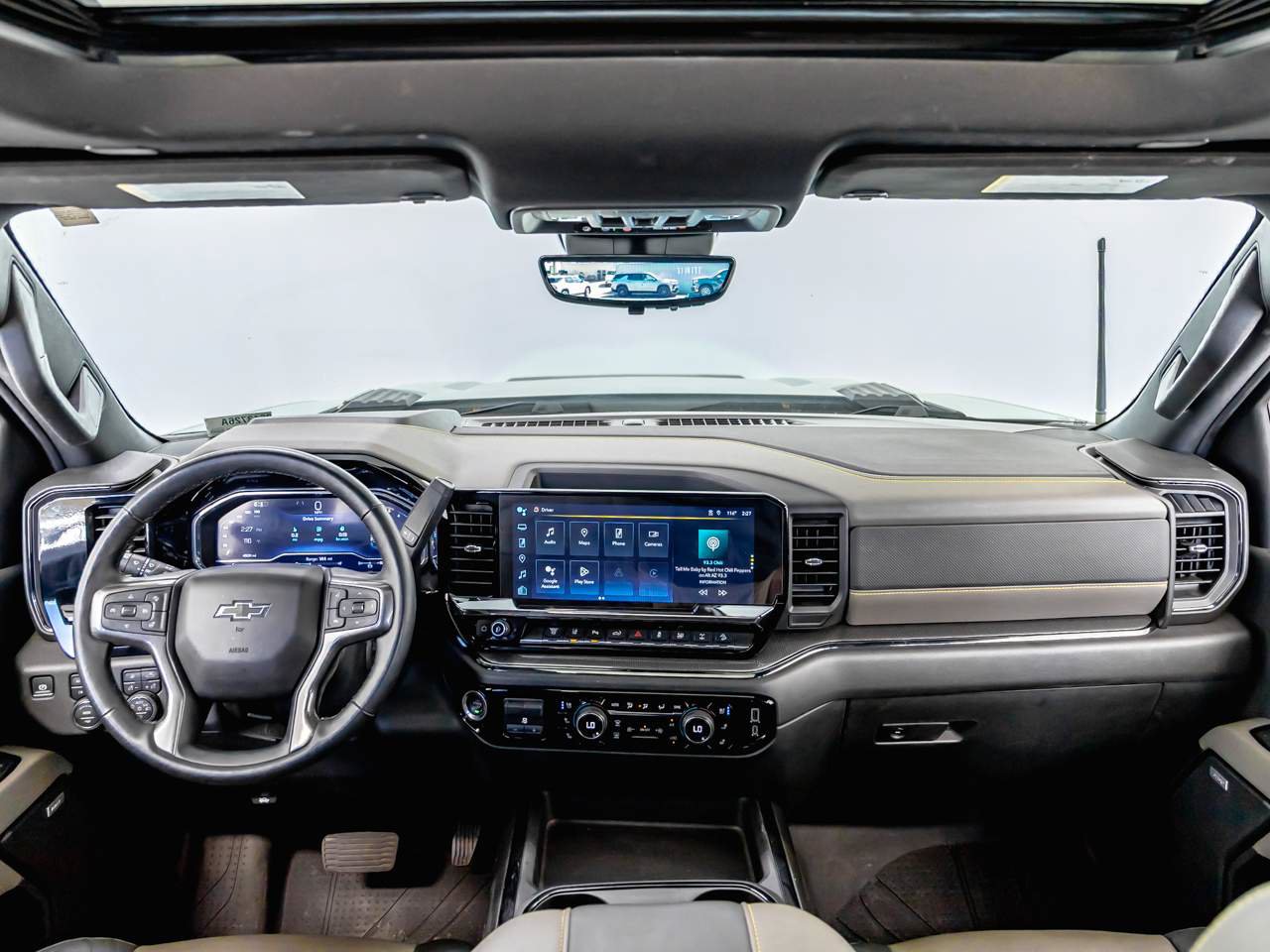 Certified 2025 Chevrolet Silverado 2500 ZR2 w/ Technology Package AWD/4WD image 12