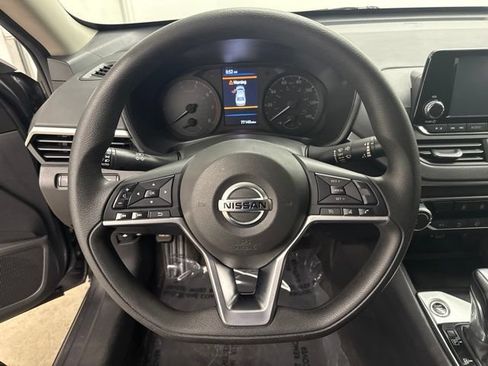 Used 2022 Nissan Altima 2.5 S FWD image 24