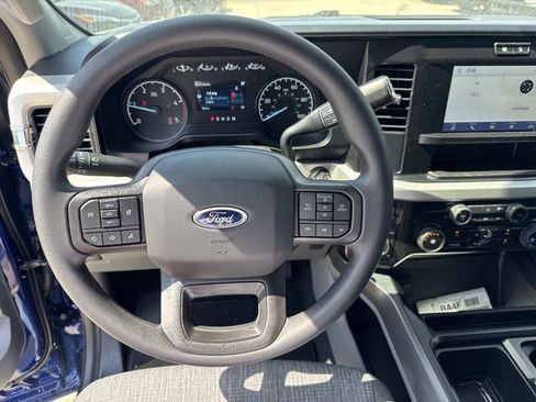 New 2026 Ford F250 XLT w/ FX4 Off-Road Package AWD/4WD image 23