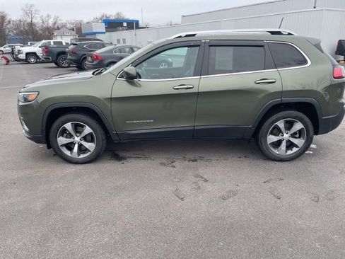 Used 2020 Jeep Cherokee Limited image 7