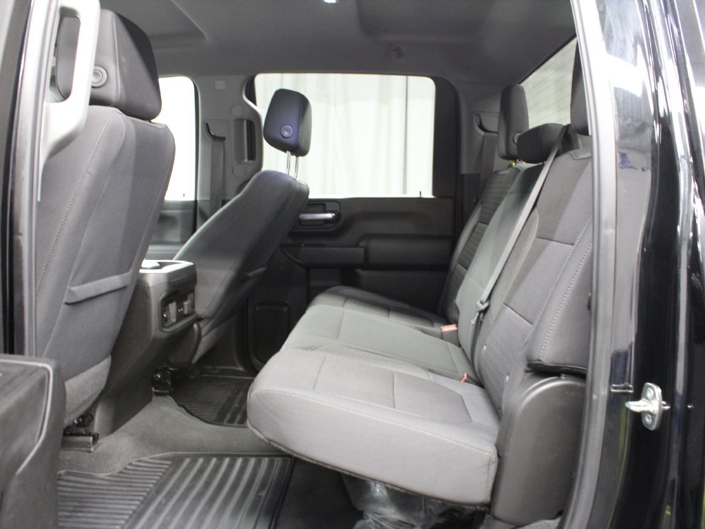 Used 2022 Chevrolet Silverado 2500 LT w/ Midnight Edition AWD/4WD image 17