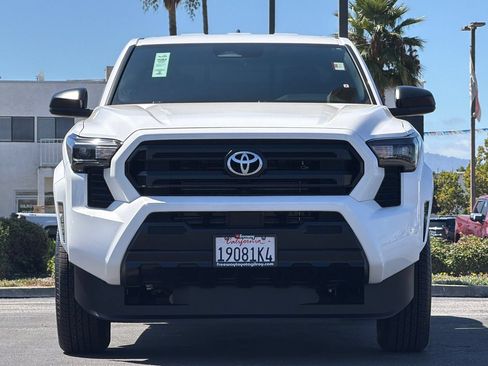 Used 2025 Toyota Tacoma SR RWD image 10