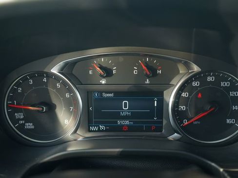 Used 2023 GMC Acadia SLE w/ Driver Convenience Package image 30