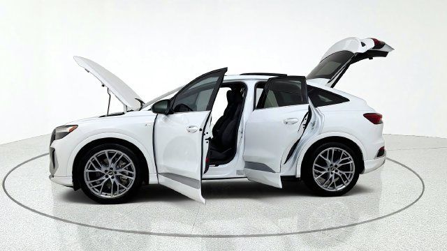 Used 2025 Audi Q4 e-tron Premium Plus w/ Premium Plus AWD/4WD image 14