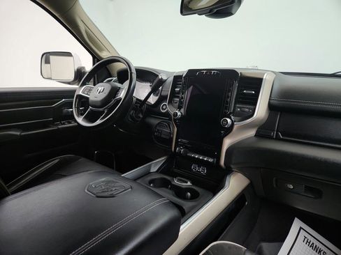 Used 2022 RAM 2500 Laramie image 31