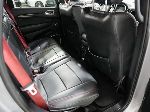Used 2018 Jeep Grand Cherokee Trackhawk AWD/4WD image 29