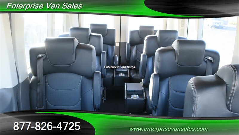 Used 2023 Ford Transit 350 XLT RWD image 2