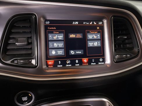 Used 2019 Dodge Challenger R/T Scat Pack w/ Shaker Package image 7